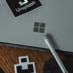What Are Blue Arrows on Icons and How to Get Rid of Them?