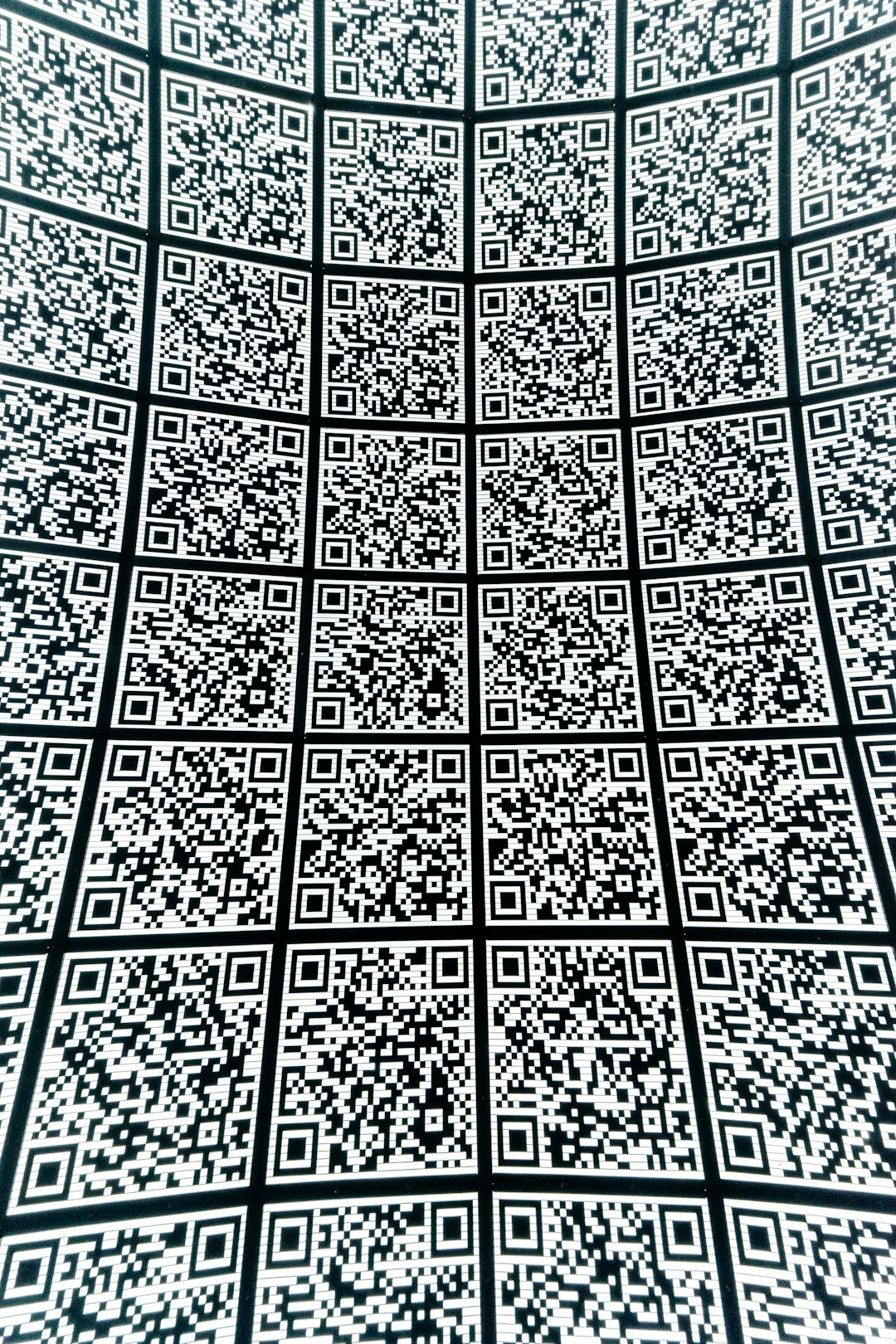 15 QR Code Generator Tools to Boost Your Marketing Campaigns